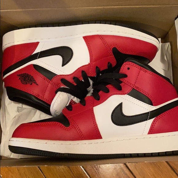 Nike Jordan - Picture 4 of 5